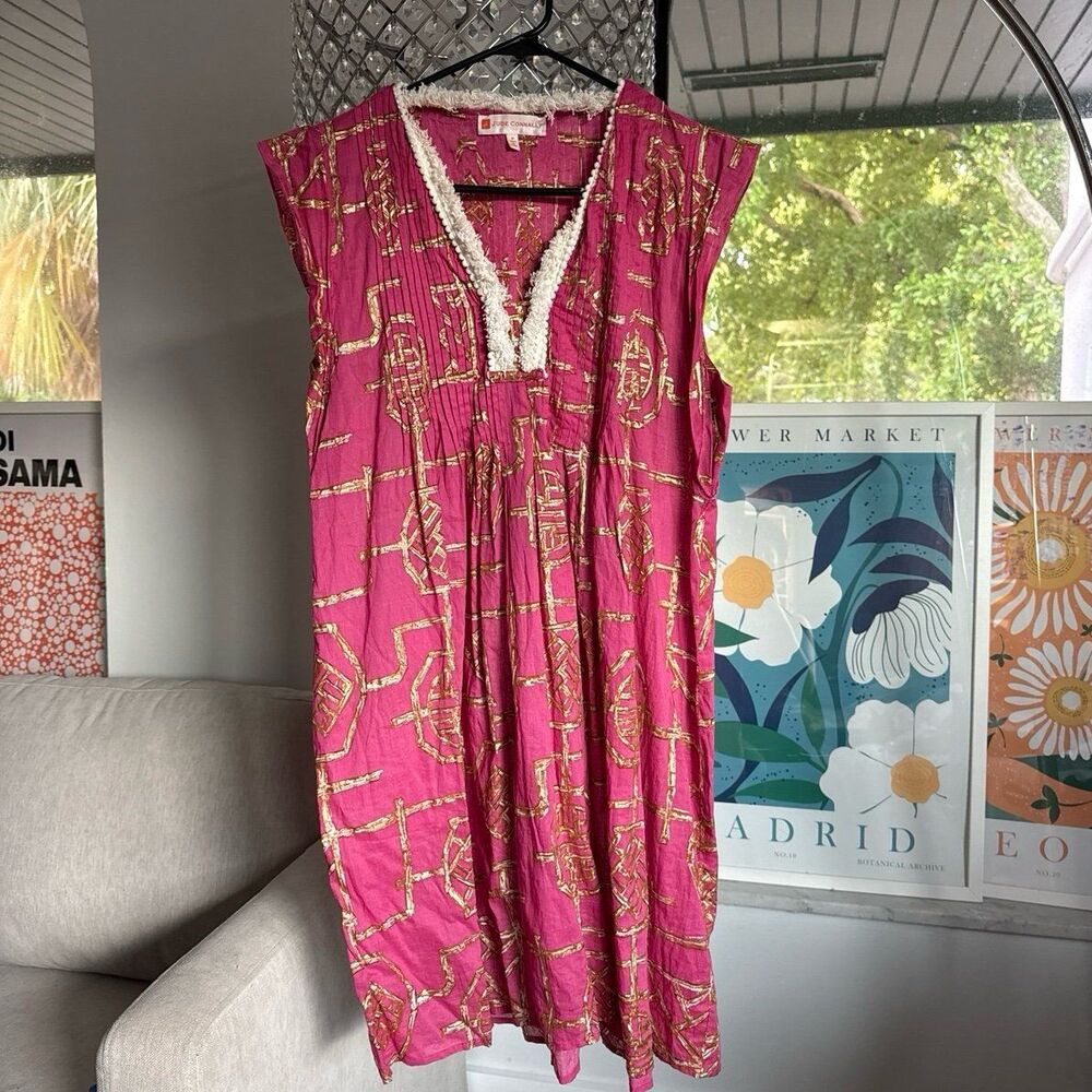 size medium dress